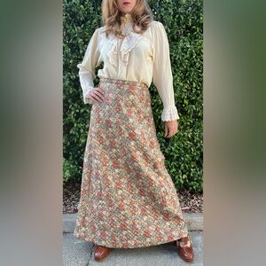 Vintage 70s Quilted Handmade Brown Floral Cottagecore Maxi Skirt 28” Waist